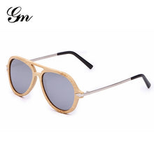 Load image into Gallery viewer, Male woman in bamboo and wooden sunglasses