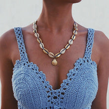 Load image into Gallery viewer, Ocean Shell Braid Necklace